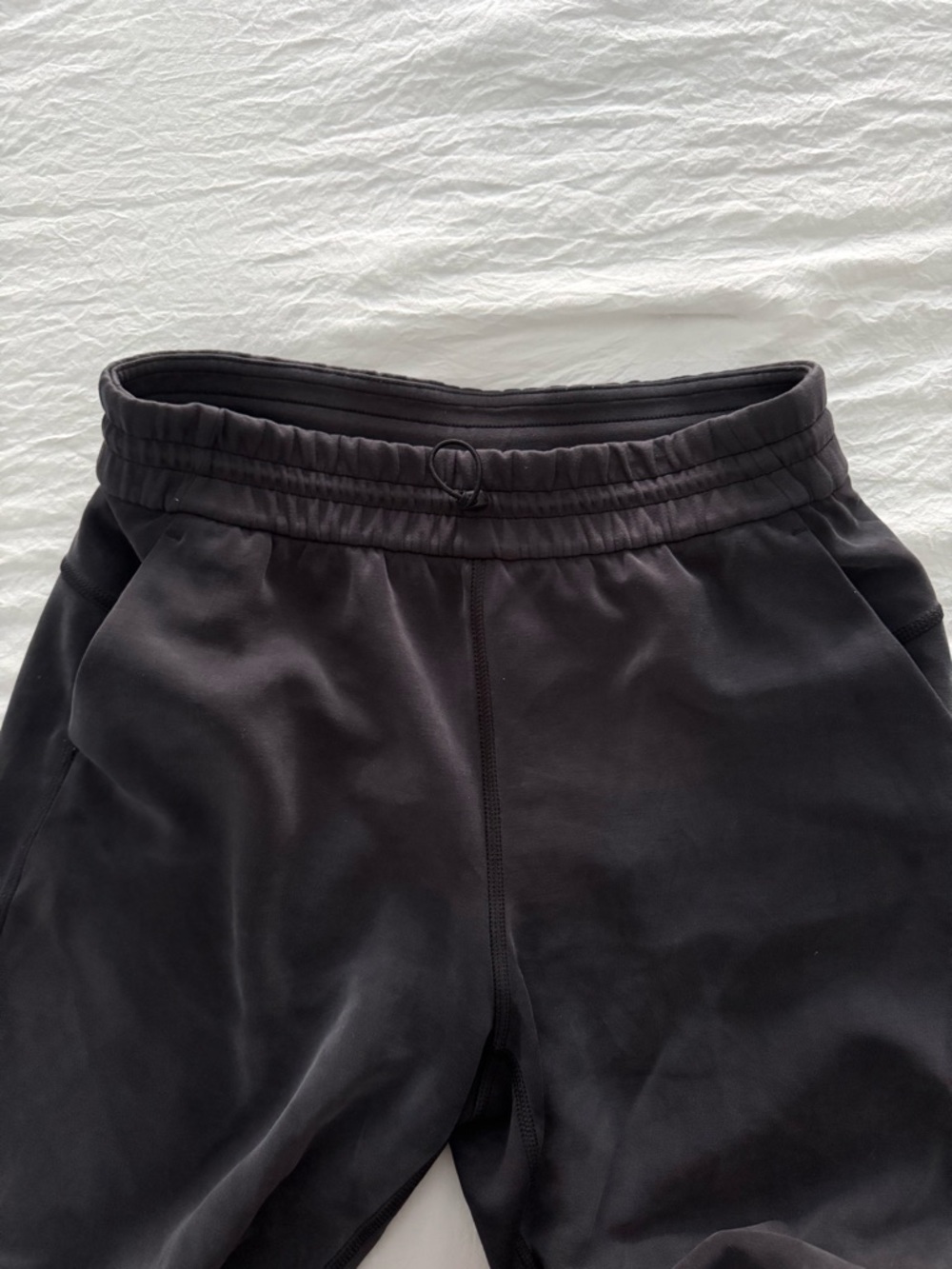 Lululemon | Softstreme High-Rise Wide-Leg Pant | Size 6 | Navy Blue - Picture 3 of 4